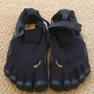 size 15 men's water shoes